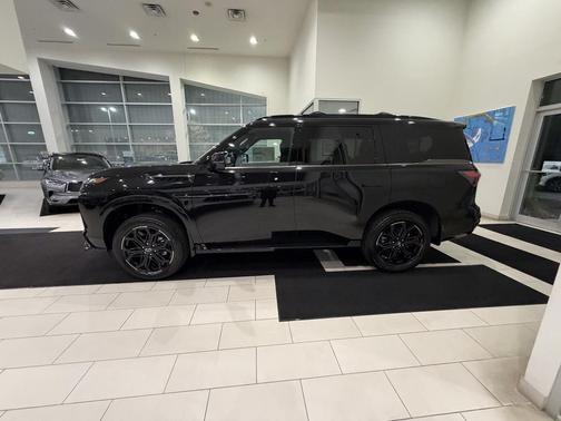 2026 INFINITI QX80 SPORT