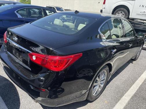 2015 INFINITI Q50 Premium