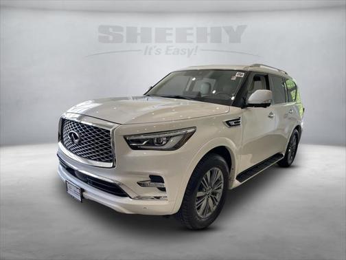 2022 INFINITI QX80 Luxe