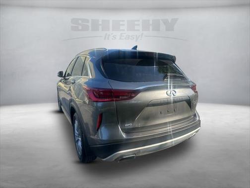 2022 INFINITI QX50 LUXE AWD