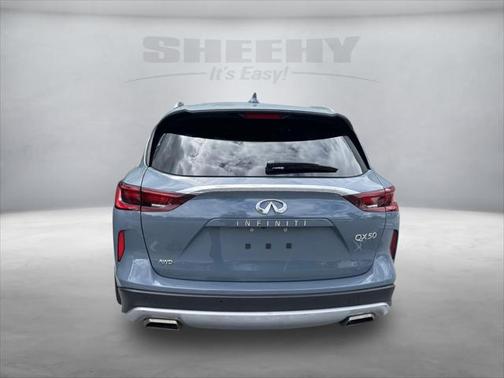 2022 INFINITI QX50 LUXE AWD