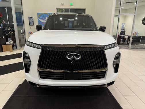 2026 INFINITI QX80 AUTOGRAPH AWD