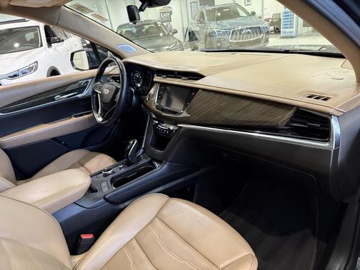 2020 Cadillac XT6 Premium Luxury AWD