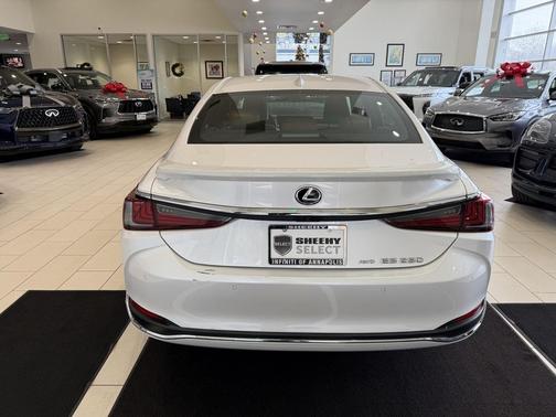 2021 Lexus ES 250 Base