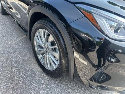 2023 INFINITI QX50 LUXE AWD