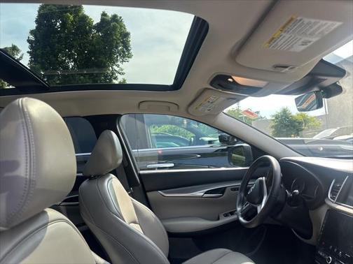 2023 INFINITI QX50 LUXE AWD