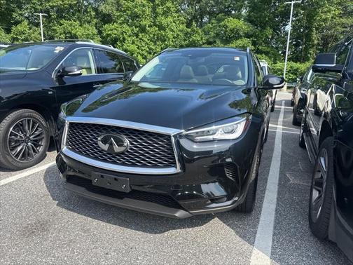 2023 INFINITI QX50 LUXE AWD