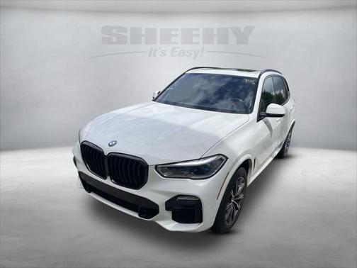 2021 BMW X5 M50i