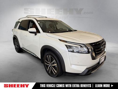 2023 Nissan Pathfinder Platinum 4WD