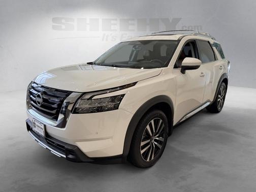 2023 Nissan Pathfinder Platinum 4WD