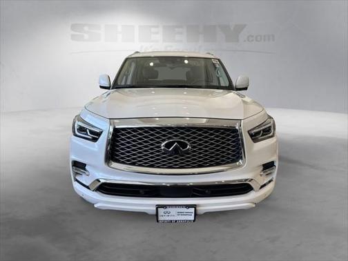 2022 INFINITI QX80 Luxe