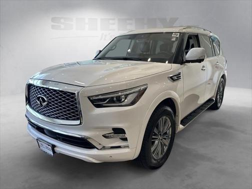 2022 INFINITI QX80 Luxe