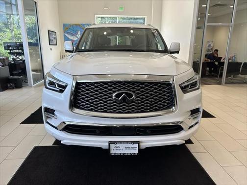 2022 INFINITI QX80 Luxe