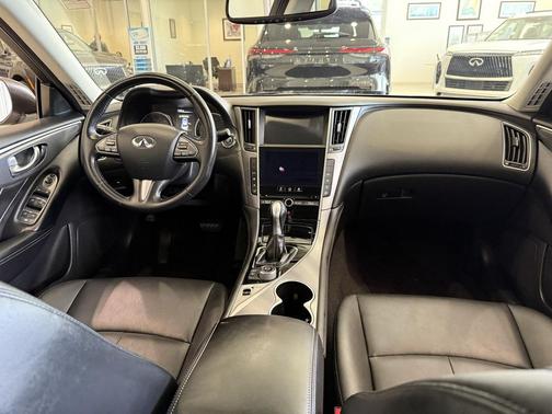 2017 INFINITI Q50 3.0t Signature Edition