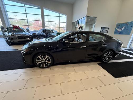 2019 Nissan Maxima 3.5 SV