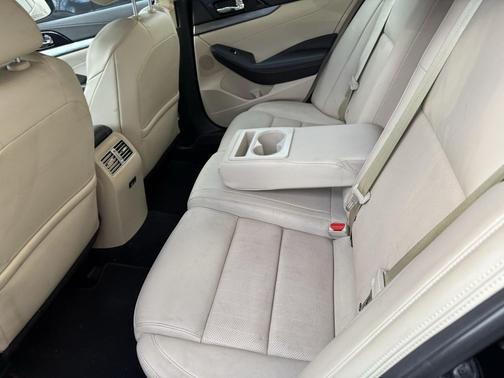 2019 Nissan Maxima 3.5 SV