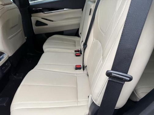 2023 INFINITI QX60 Pure