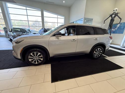2023 INFINITI QX60 Pure