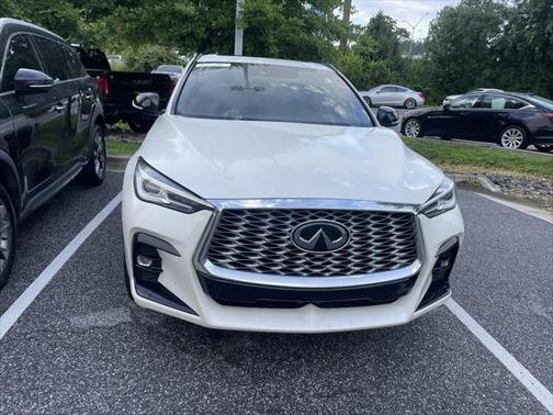 2022 INFINITI QX55 LUXE