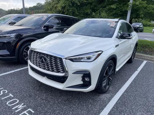2022 INFINITI QX55 LUXE