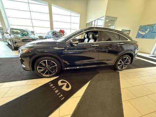 2023 INFINITI QX55 LUXE