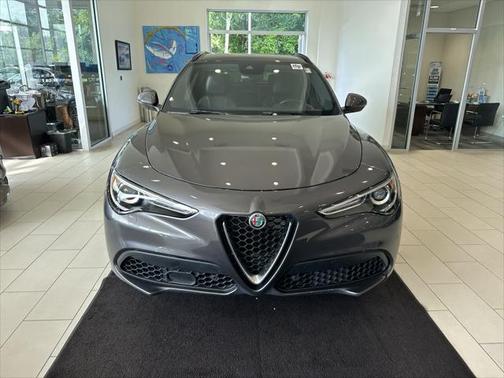 2022 Alfa Romeo Stelvio Ti
