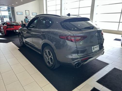 2022 Alfa Romeo Stelvio Ti