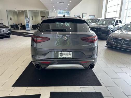 2022 Alfa Romeo Stelvio Ti