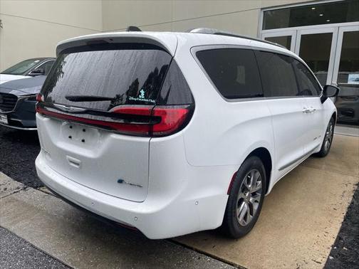 2023 Chrysler Pacifica L