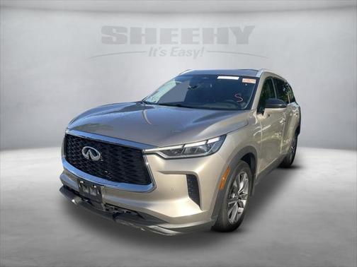 2022 INFINITI QX60 Luxe