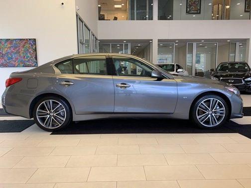 2015 INFINITI Q50 Sport