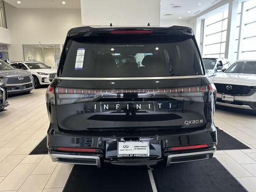 2025 INFINITI QX80 SENSORY AWD
