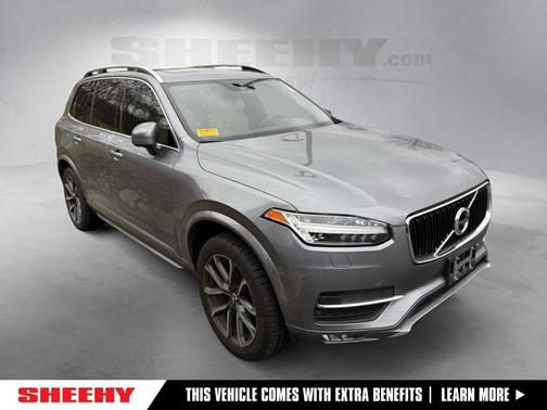2016 Volvo XC90 T6 Momentum