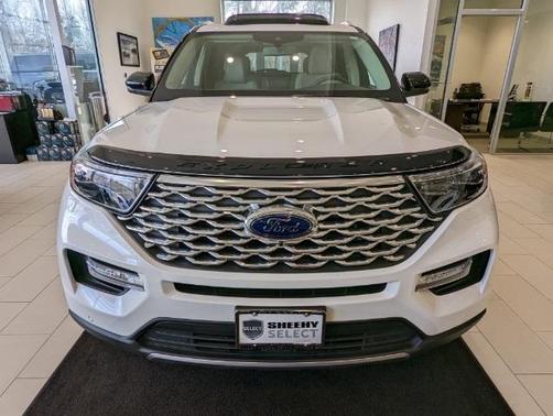 Photo 2 of 32 of 2020 Ford Explorer Platinum