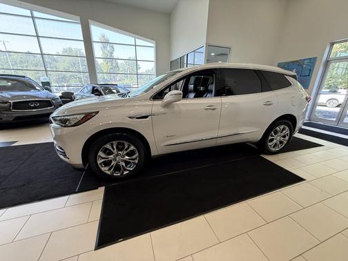 2018 Buick Enclave Avenir