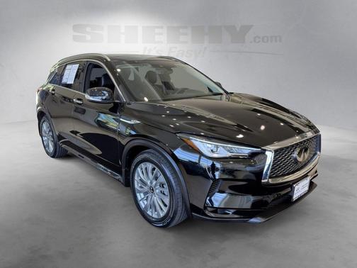 2023 INFINITI QX50 LUXE AWD