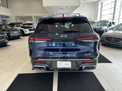 2023 INFINITI QX60 SENSORY