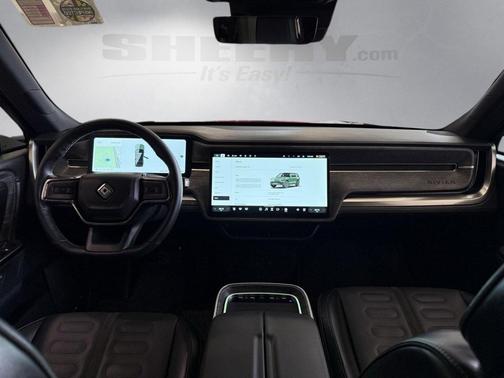 2025 Rivian R1S Adventure