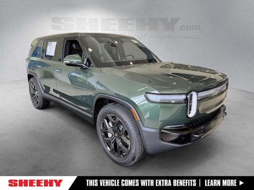 2025 Rivian R1S Adventure