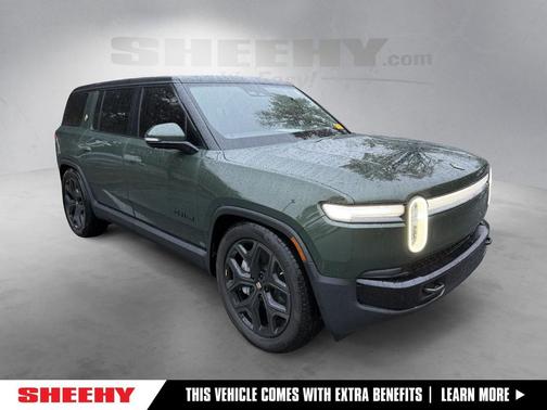 2025 Rivian R1S Adventure