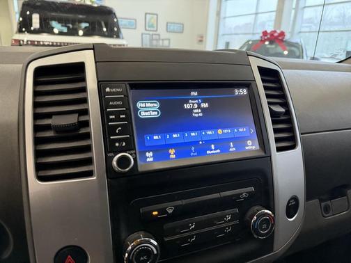 2020 Nissan Frontier SV