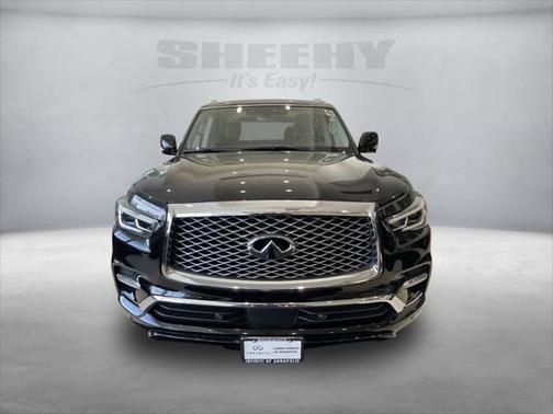 2022 INFINITI QX80 Luxe