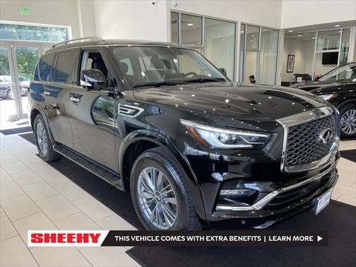 2022 INFINITI QX80 Luxe