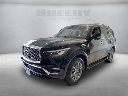 2022 INFINITI QX80 Luxe