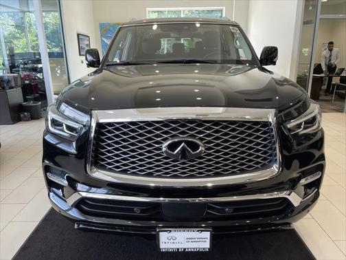 2022 INFINITI QX80 Luxe