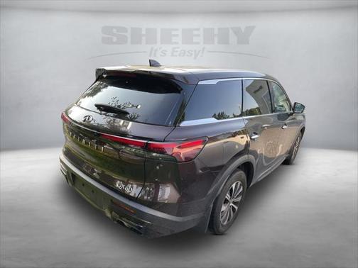 2022 INFINITI QX60 Pure