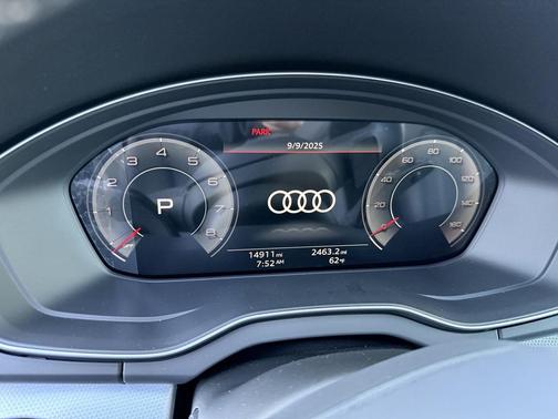 2024 Audi Q5 45 S line Premium Plus