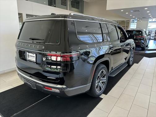 2022 Jeep Wagoneer Series III 4x4
