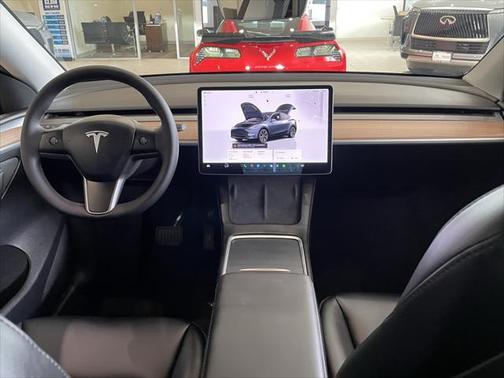 2025 Tesla Model Y Long Range Dual Motor All-Wheel Drive