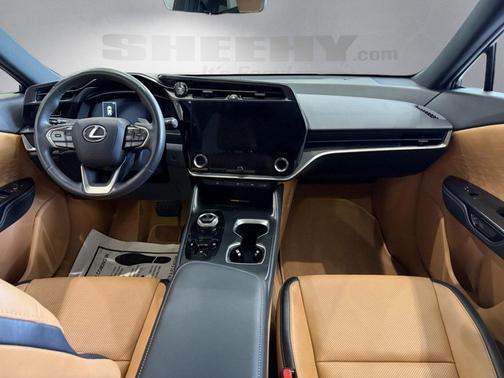 2023 Lexus RZ 450e Premium